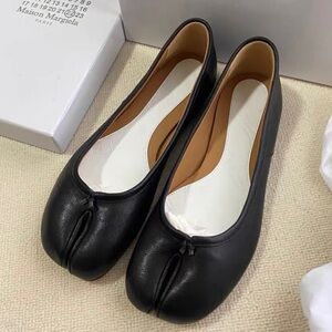 Maison Martin Margiela Black Leather Tabi Flats with Tan Insole
